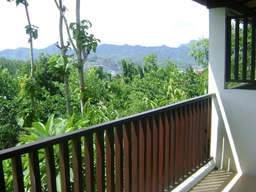 Swaloh Resort & Spa Kalangbret Phòng bức ảnh