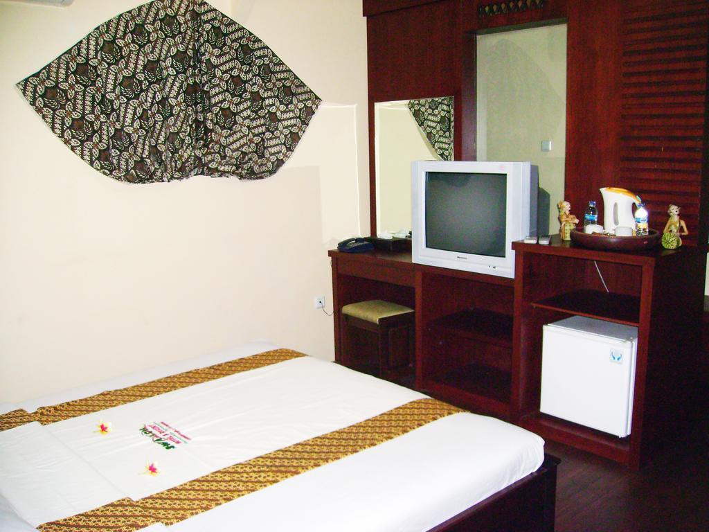 Swaloh Resort & Spa Kalangbret Ngoại thất bức ảnh