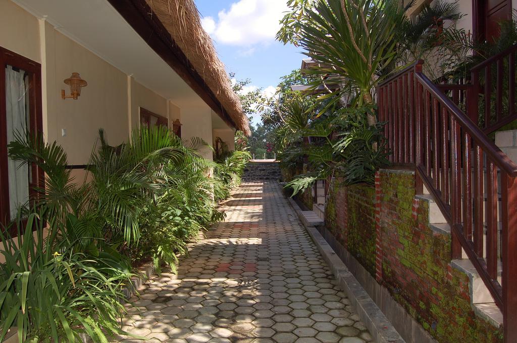 Swaloh Resort & Spa Kalangbret Phòng bức ảnh